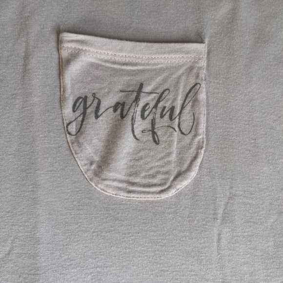 thankful, grateful, blessed tee - Picture 2 of 4